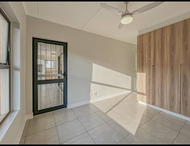 3 BEDROOM APARTMENT TO LET IN BALLITO CENTRAL